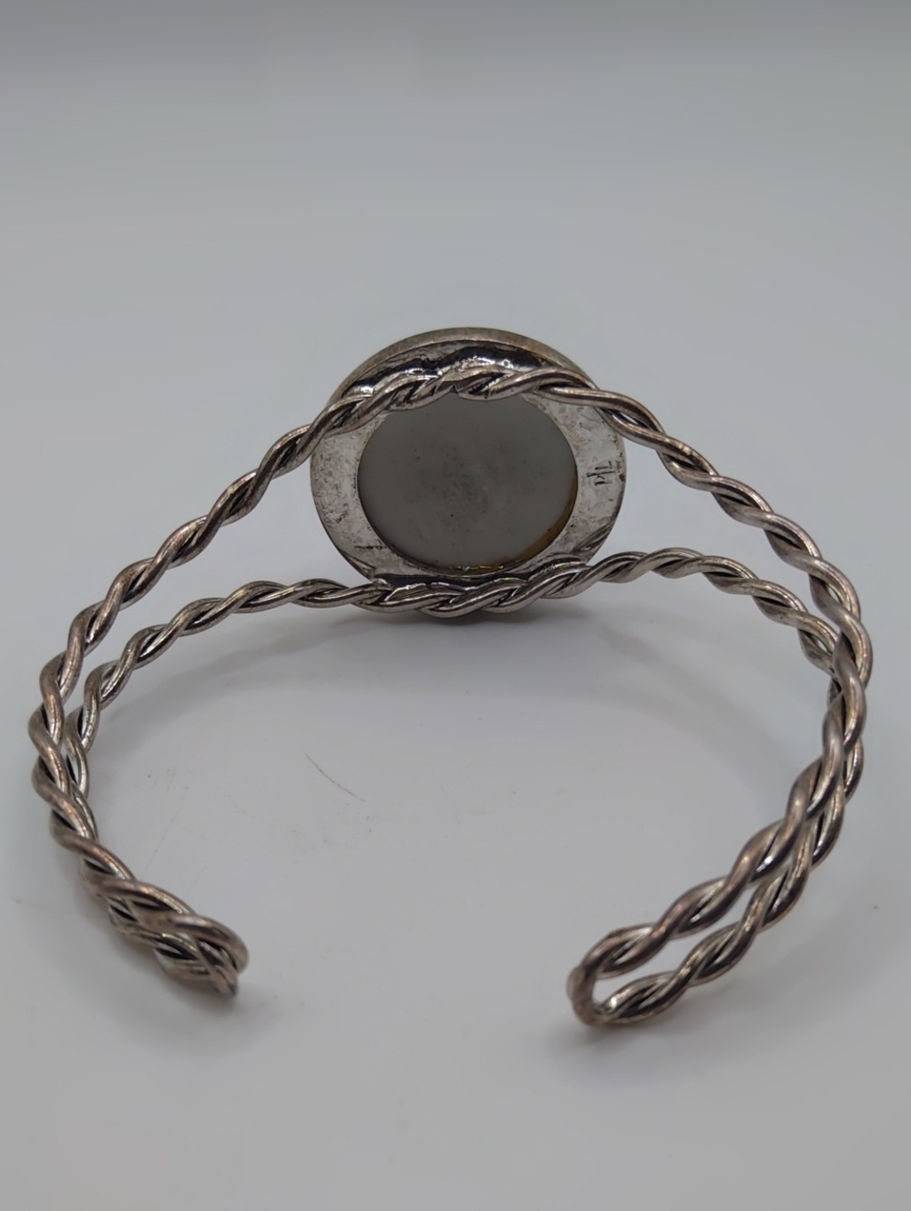 Lauren Ralph Lauren Silver Tone Cuff With A Porcelain Cabochon - Picture 4 of 8